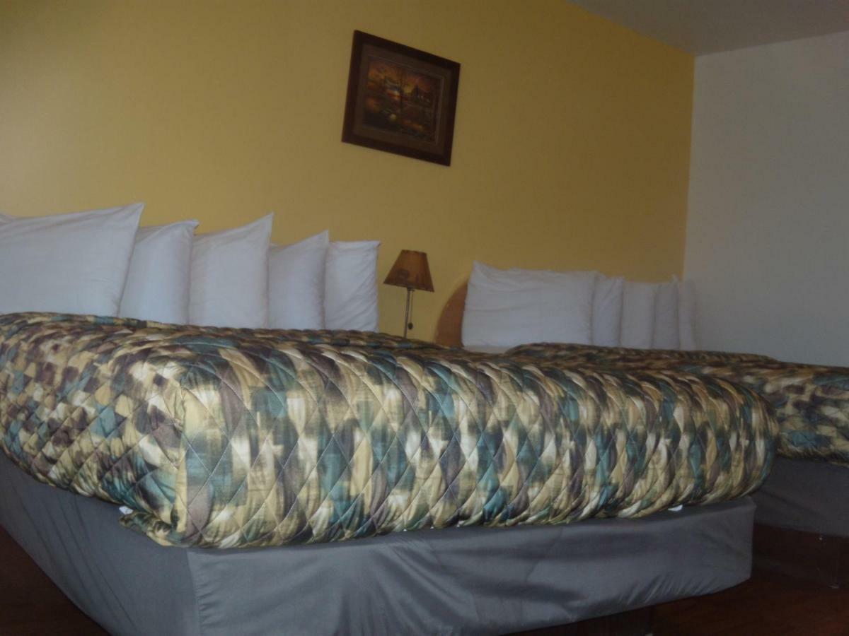 Corral Creek Lodge 컨빌 외부 사진